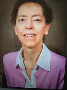 Picture of Ellen Cskai